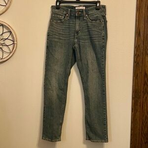 LEVI STRAUSS SIGNATURE Men’s Athletic Fit Jeans, Size 29x30